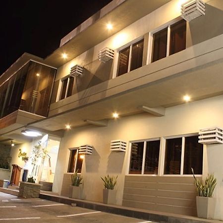 The Center Suites سيبو المظهر الخارجي الصورة