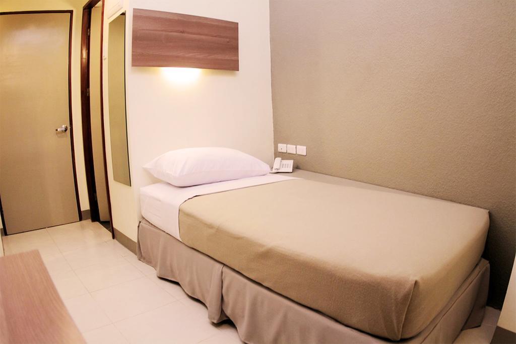 The Center Suites سيبو المظهر الخارجي الصورة