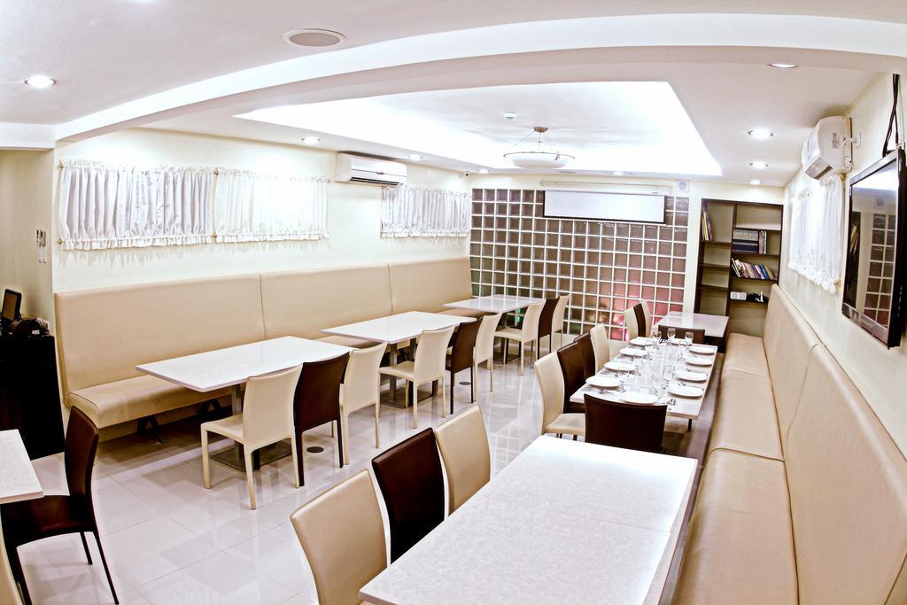 The Center Suites سيبو المظهر الخارجي الصورة