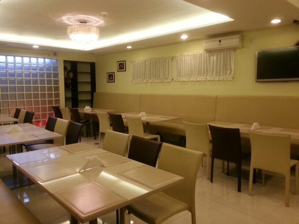 The Center Suites سيبو المظهر الخارجي الصورة