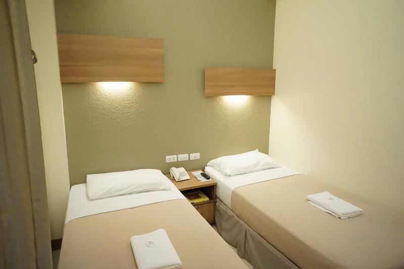 The Center Suites سيبو المظهر الخارجي الصورة