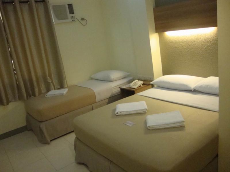 The Center Suites سيبو المظهر الخارجي الصورة