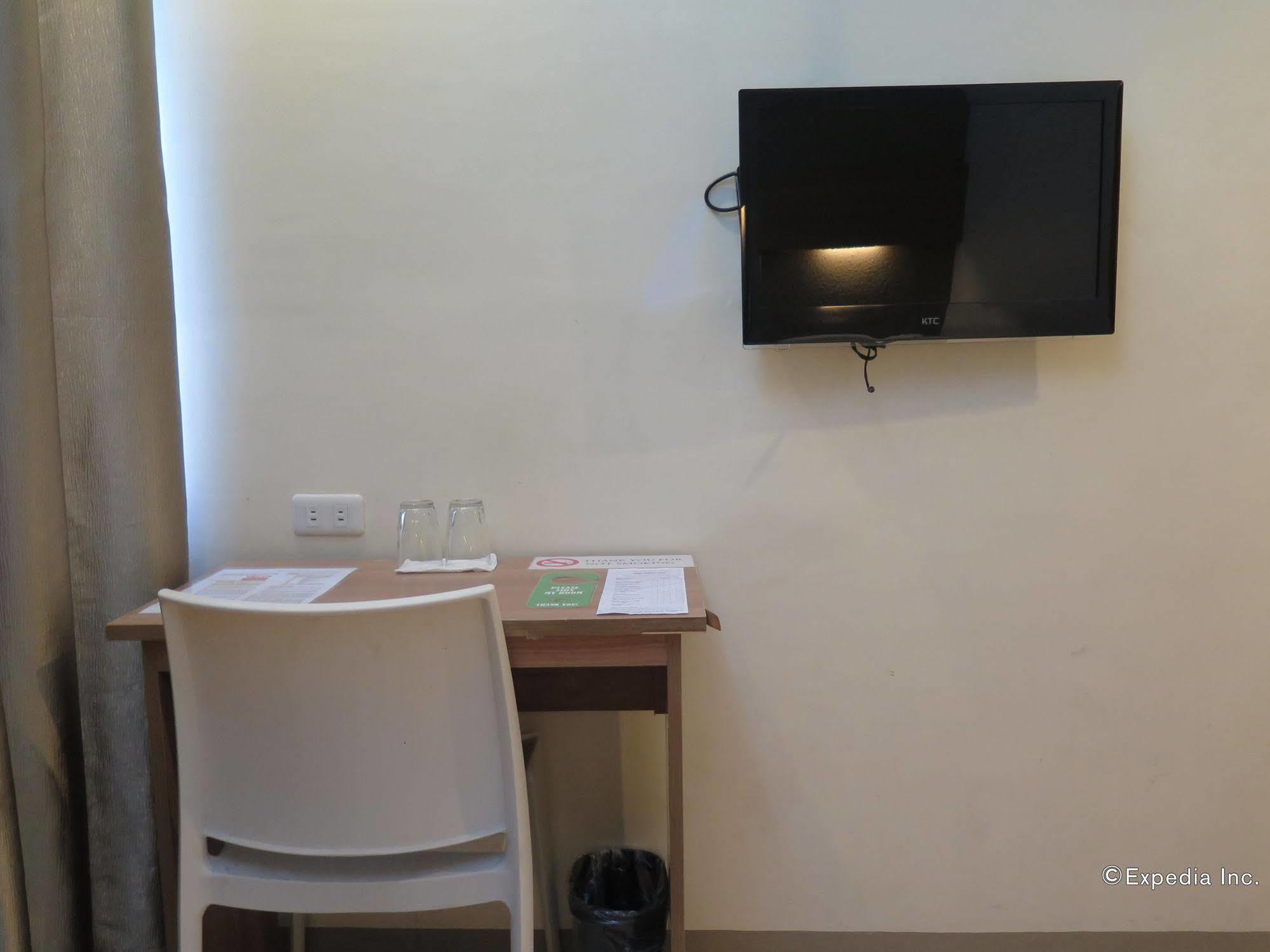 The Center Suites سيبو المظهر الخارجي الصورة