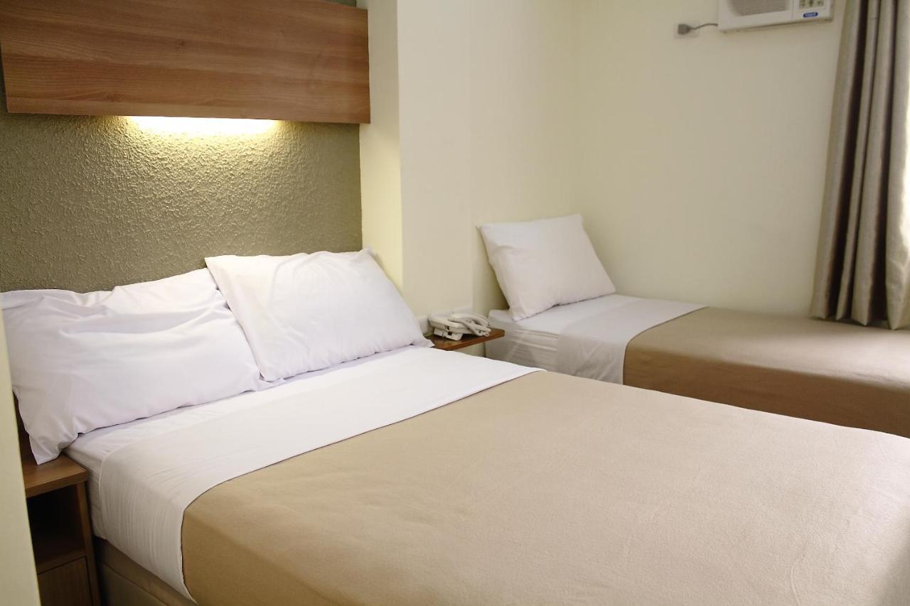 The Center Suites سيبو المظهر الخارجي الصورة